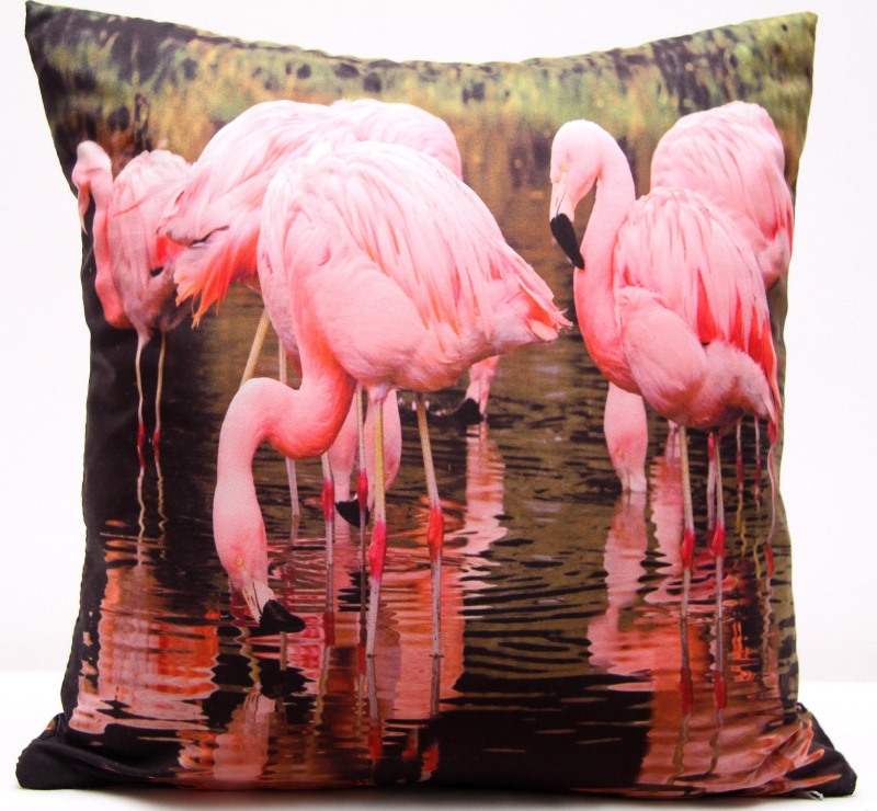 Poszewka z efektem 3D w kolorze zielonym z różowymi pelikanami