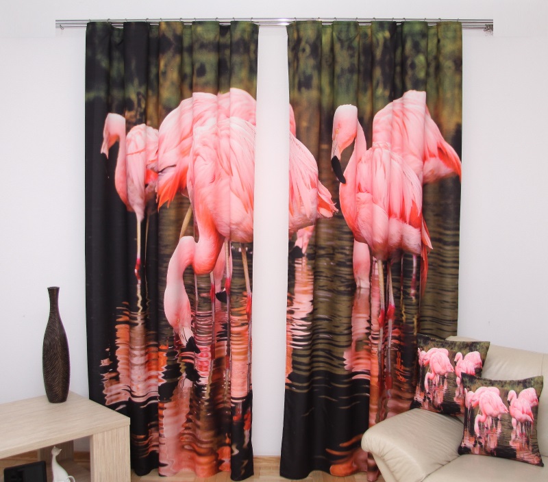 Zasłona 3D koloru różowo czarnego z pelikanem