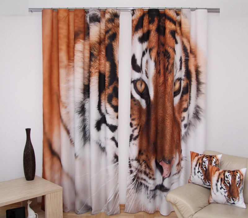 Modna zasłona 3D w kolorze brązowym z tygrysem