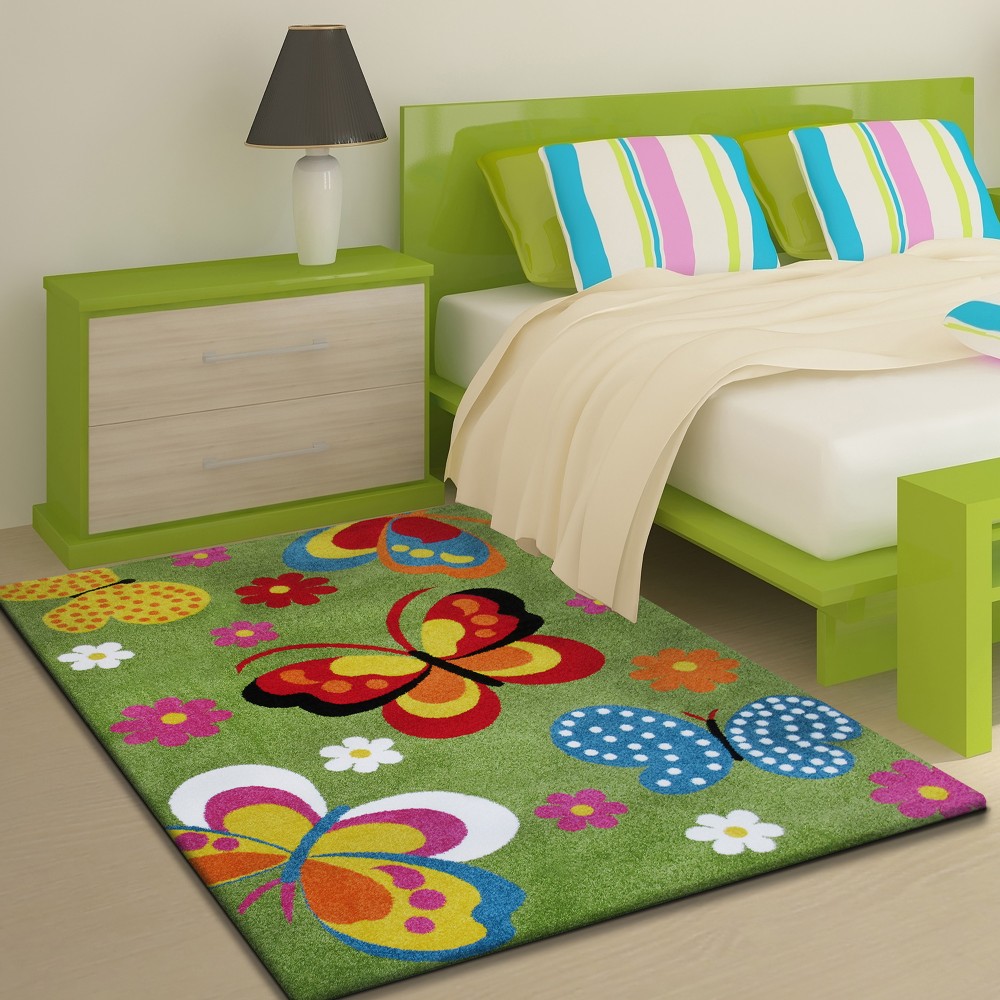 Ładne dziecięce dywany pokojowe w motylki