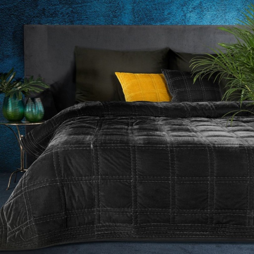 Narzuta na łóżko w kolorze czarnym