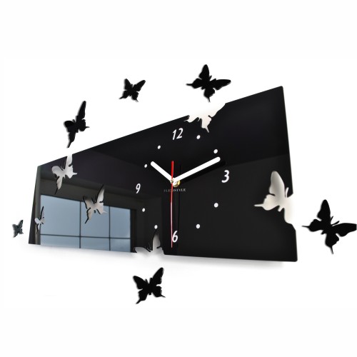 Stylowy czarny zegar z motylami
