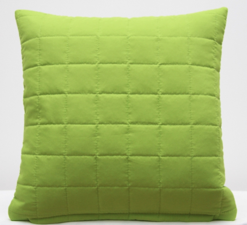 Ozdobna miękka poszewka na poduszkę 40x40 w kolorze zielonym pikowana