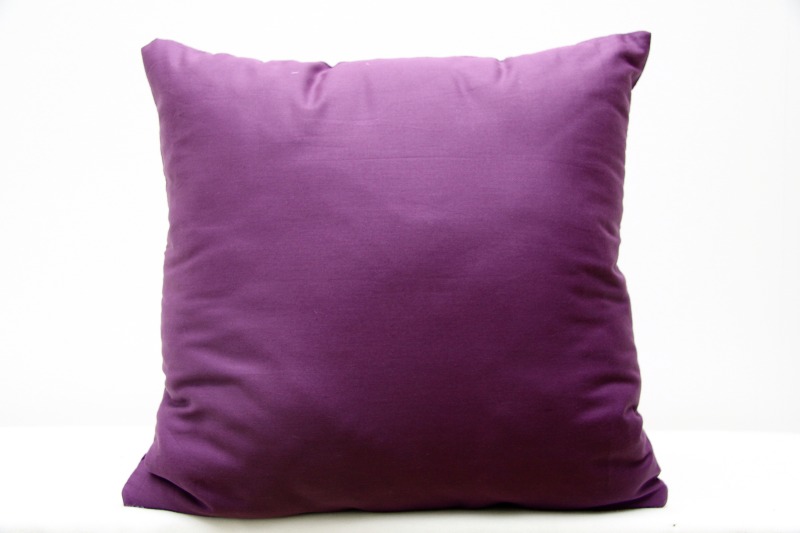 Poszewka na poduszkę w kolorze fioletowym