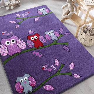 Fioletowy dywan dla dziecka 